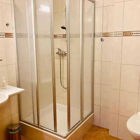 Exklusives Mit 3 Schlafzimmern&3 Bädern