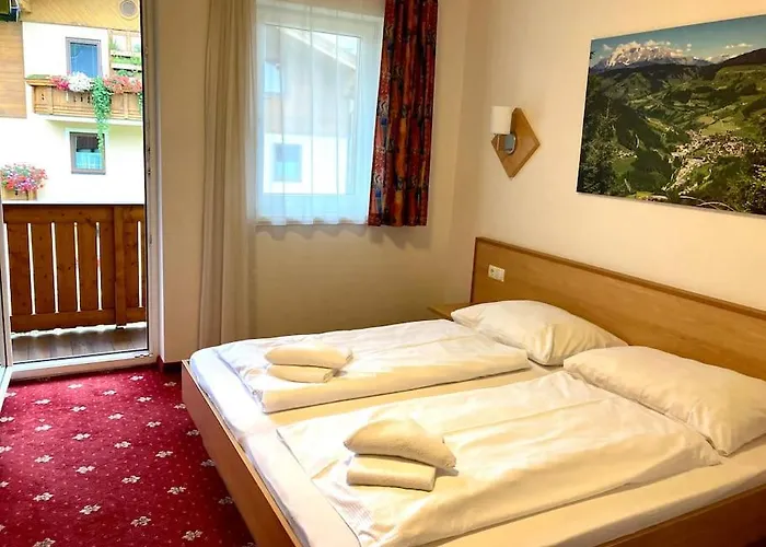 Apartmán Exklusives Mit 3 Schlafzimmern & 3 Baedern