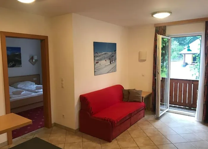 Exklusives Mit 3 Schlafzimmern&3 Bädern Apartment